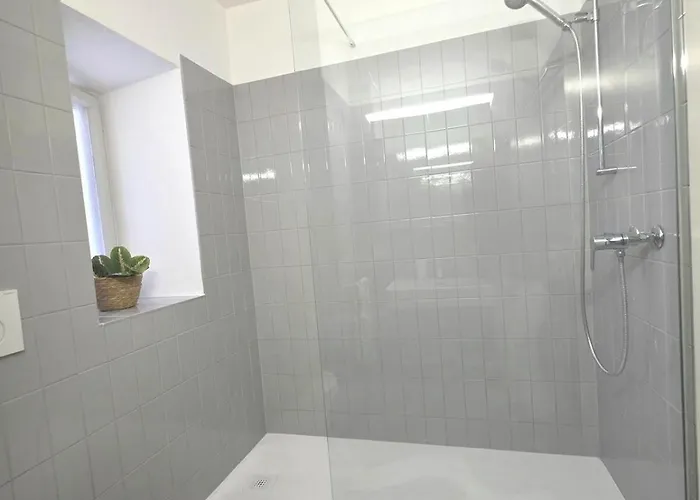 Torre - Citta Vecchia Апартаменты Локарно